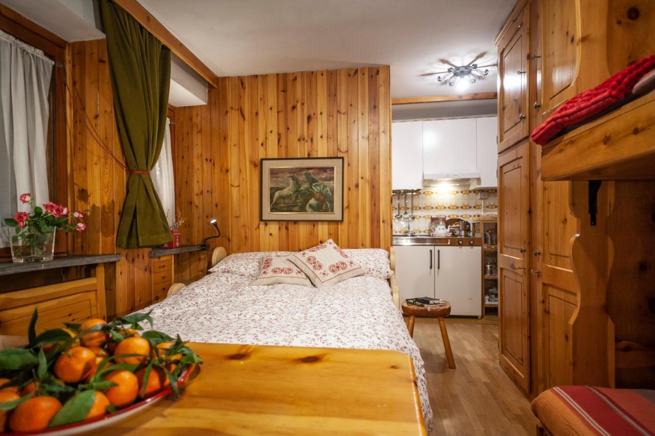 Casa-Chalet, In Centro A Courmayeur! Luaran gambar